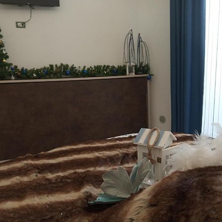 Acquazzurra Affittacamere Torre Lapillo Εξωτερικό φωτογραφία
