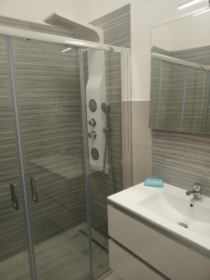 Acquazzurra Affittacamere Torre Lapillo Εξωτερικό φωτογραφία