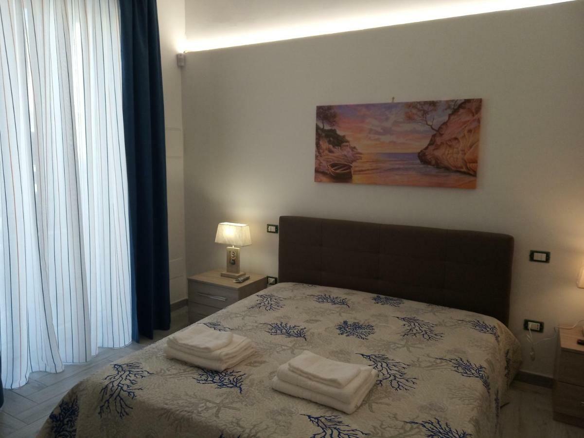 Acquazzurra Affittacamere Torre Lapillo Εξωτερικό φωτογραφία